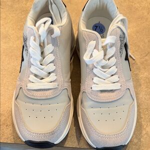 Vintage Havana White, Light Gray & Black Star Sneakers